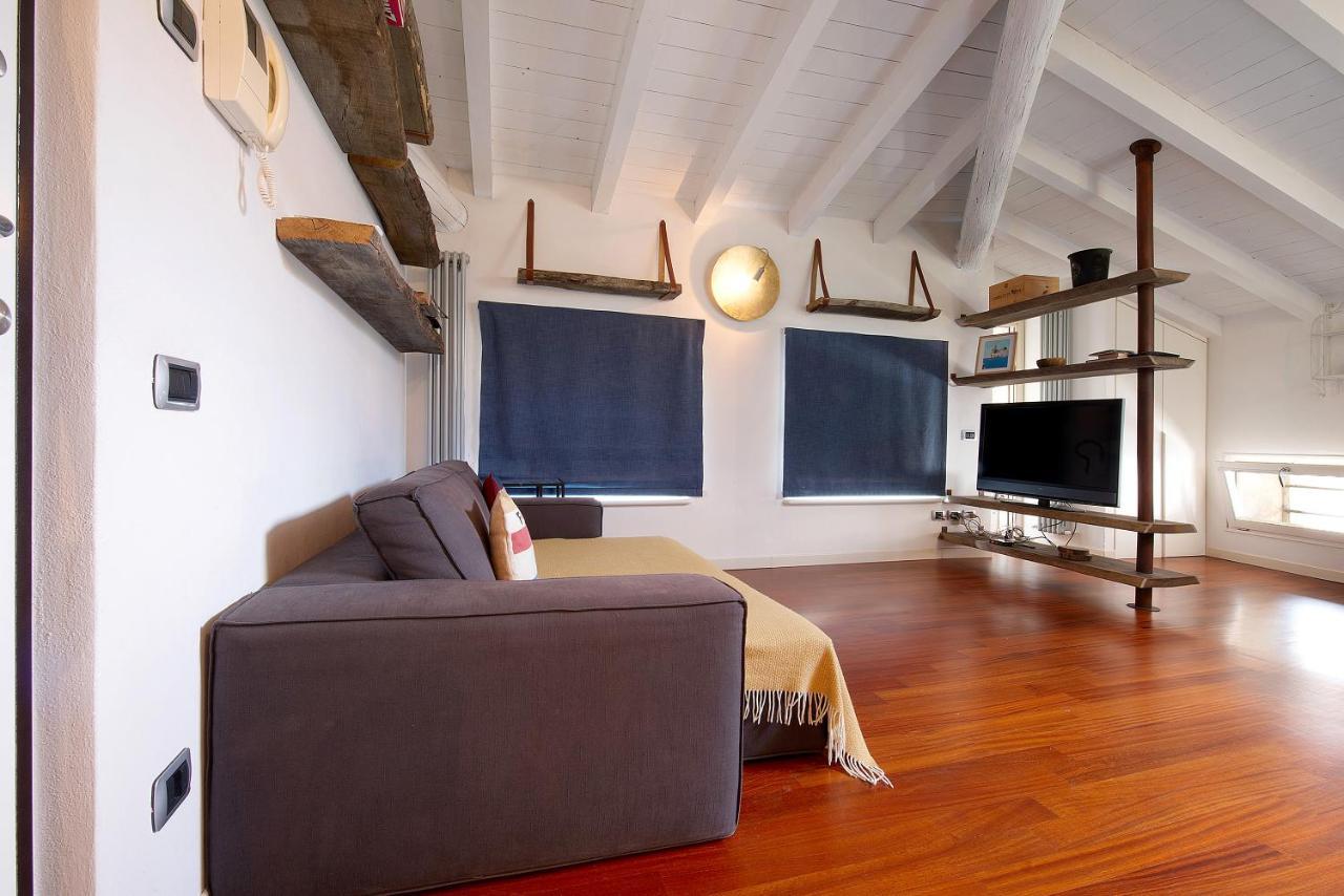 דירות Penthouse In Citta Alta - ברגמו מראה חיצוני תמונה